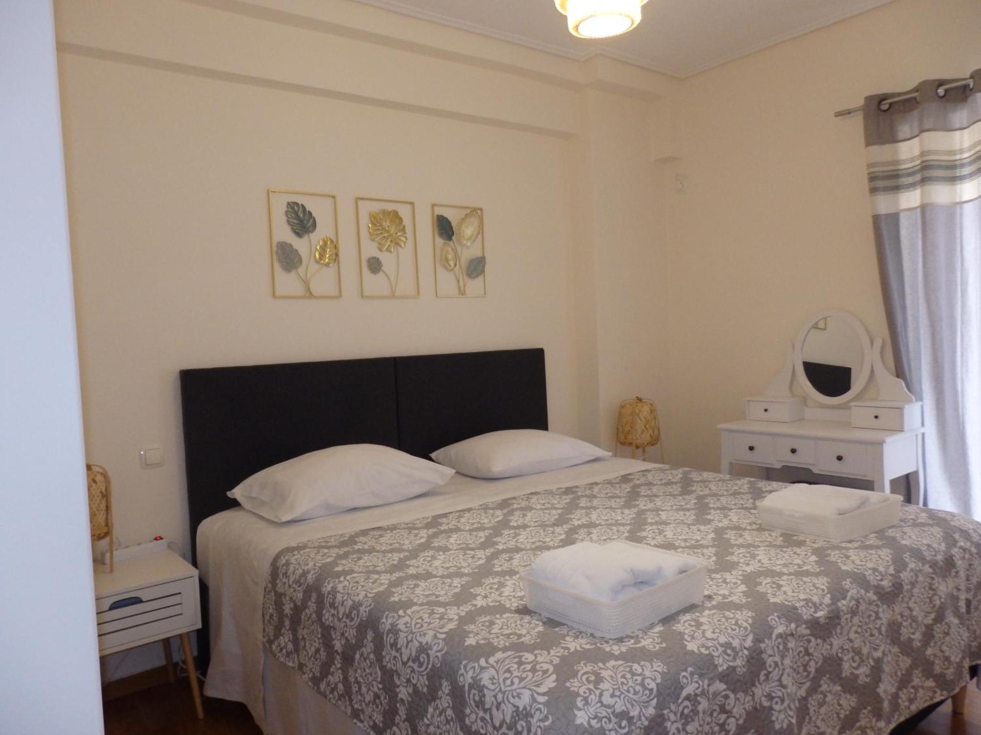 A&J Apartments Or Rooms Athens Airport Markópoulon 외부 사진