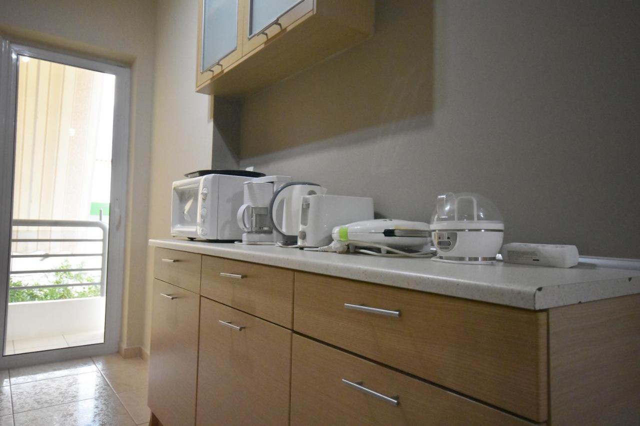 A&J Apartments Or Rooms Athens Airport Markópoulon 외부 사진